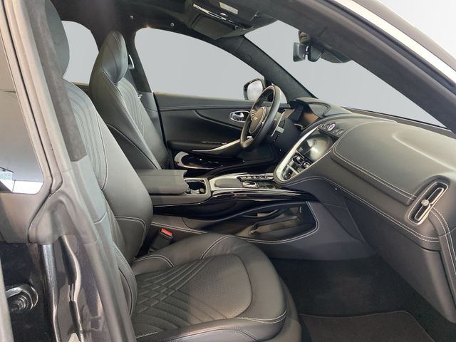 ASTON MARTIN Dbx – Bild 9