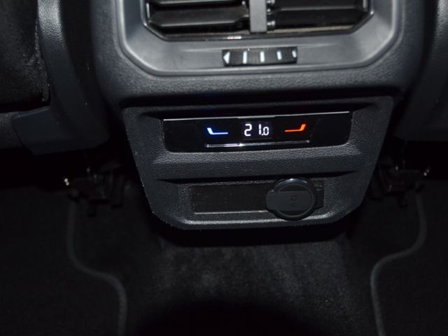 Tiguan Allspace 2.0 TDI DSG LED/NAVI+VZE+RFK/ASS