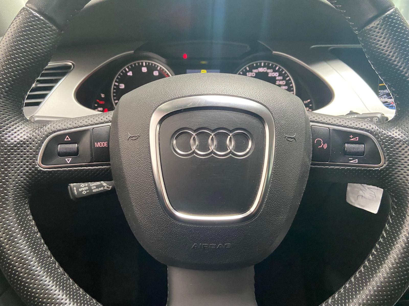 Audi A4 2010 — photo 17