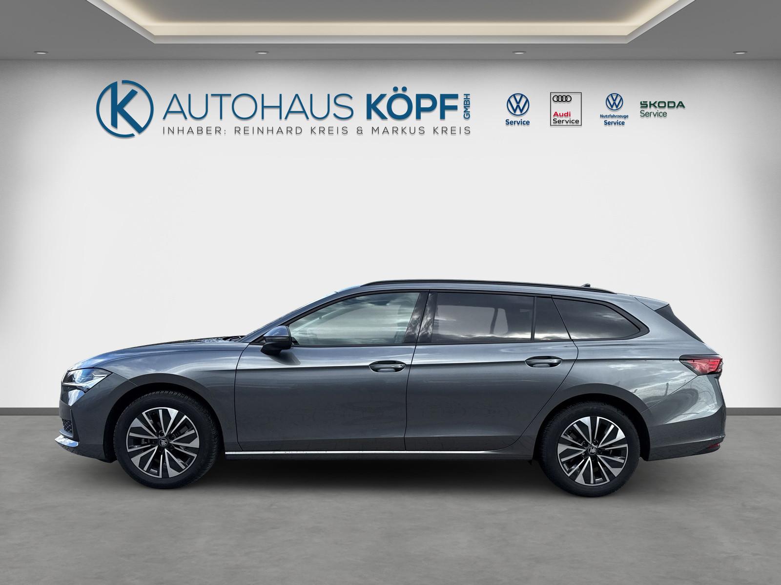 Skoda Superb Combi 2.0 TDI Selection AHK Head up Pano