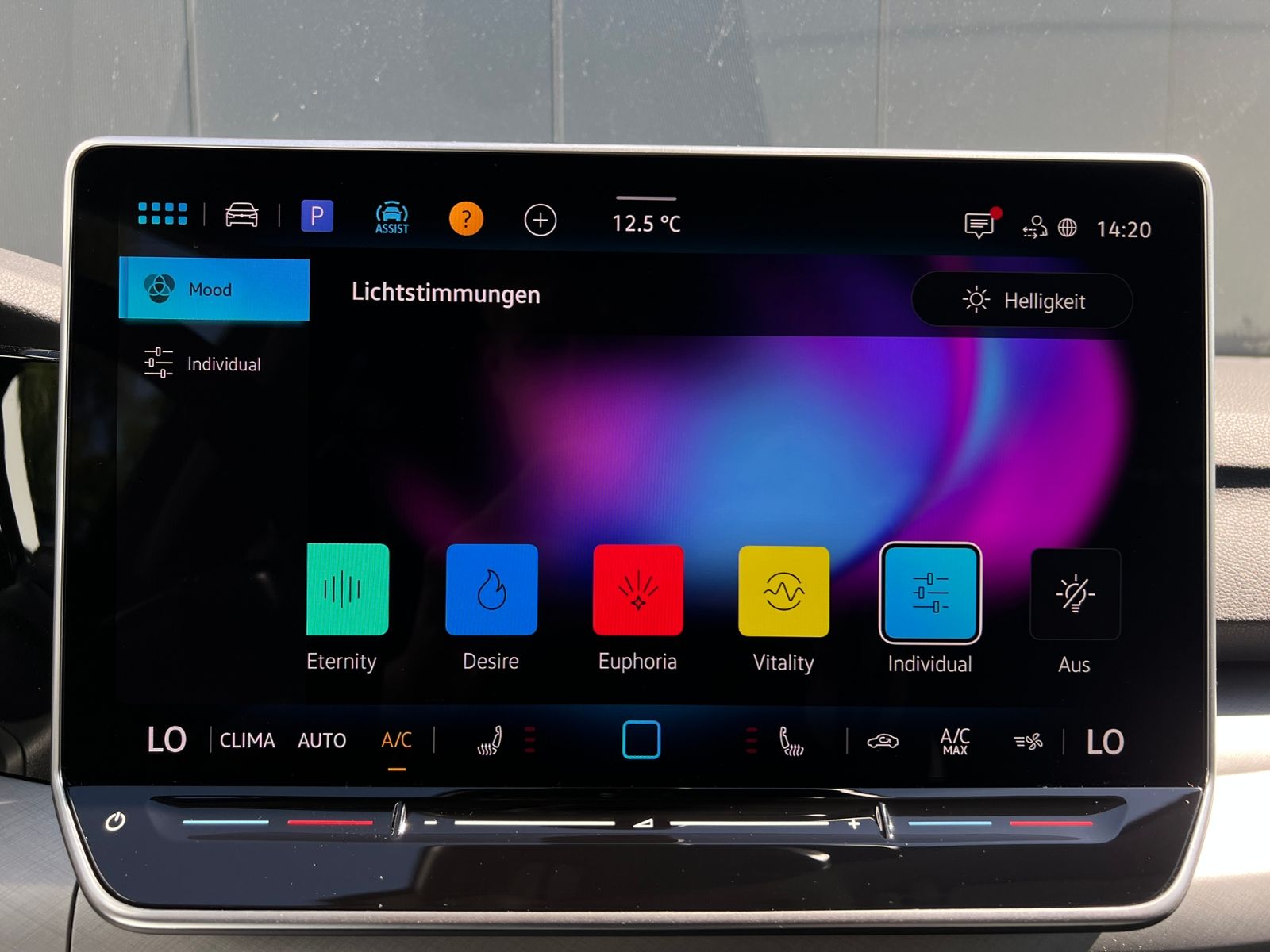 Fahrzeugabbildung Volkswagen Golf VIII Life 1.5 eTSI DSG *LED, ACC, Kamera, 1