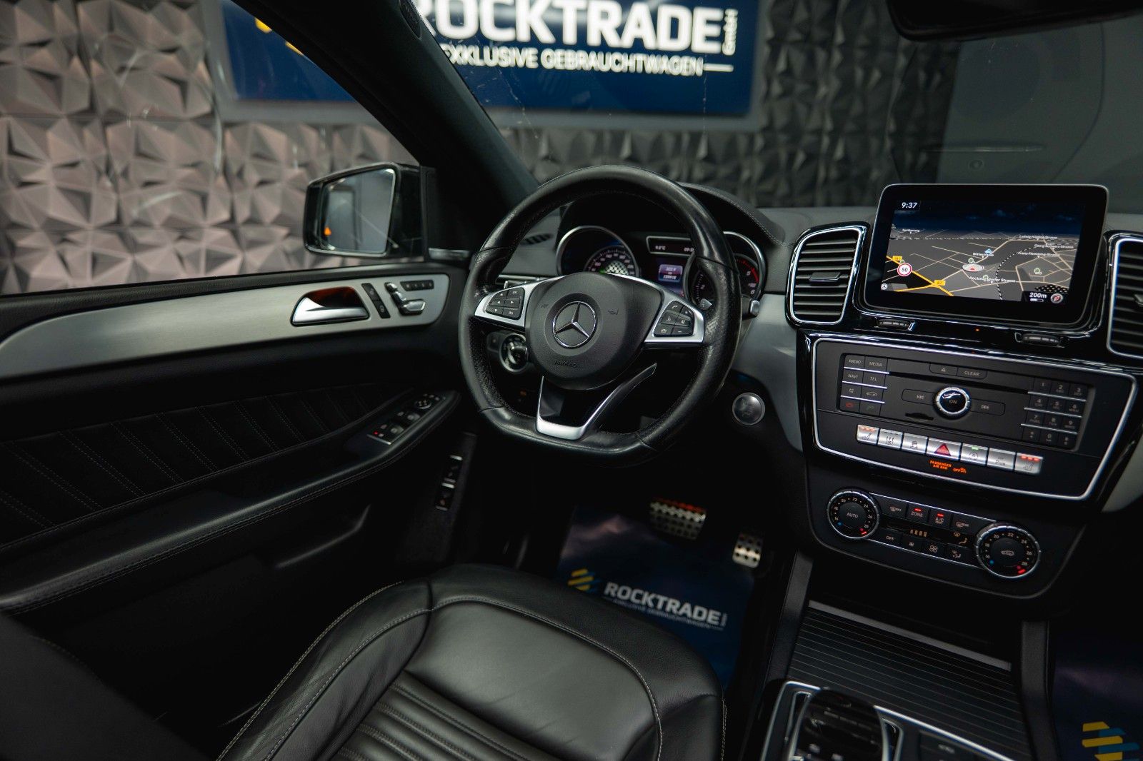 Fahrzeugabbildung Mercedes-Benz GLE 350d Coupe 4Matic AMG Night *Pano*ACC*LED*