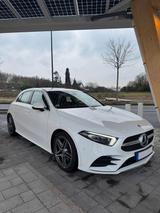 Mercedes-Benz A 220 4MATIC AMG-Line