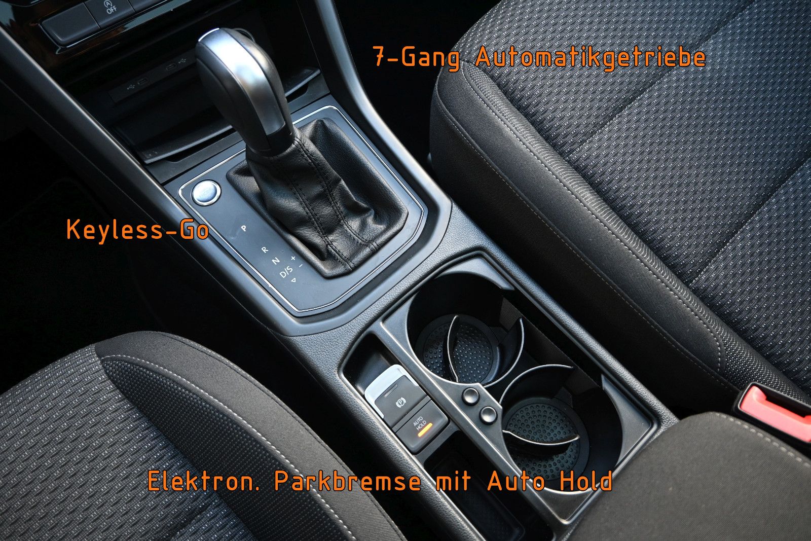 Fahrzeugabbildung Volkswagen Touran 1.5 TSI DSG °ACC°AHK°PANO°STHZ°DYNAUDIO°