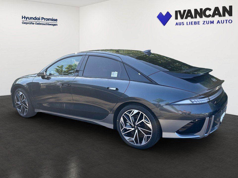 Fahrzeugabbildung Hyundai IONIQ 6 77,4kWh AWD UNIQ digitale Außenspiegel 2