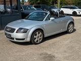 Audi TT Coupe/Roadster 1.8 T Roadster Cabrio - Audi TT aus 2004: Roadster