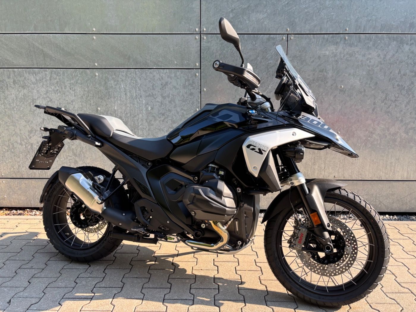 Fahrzeugabbildung BMW R 1300 GS Triple Black ASA inkl. Zubehörgutschei