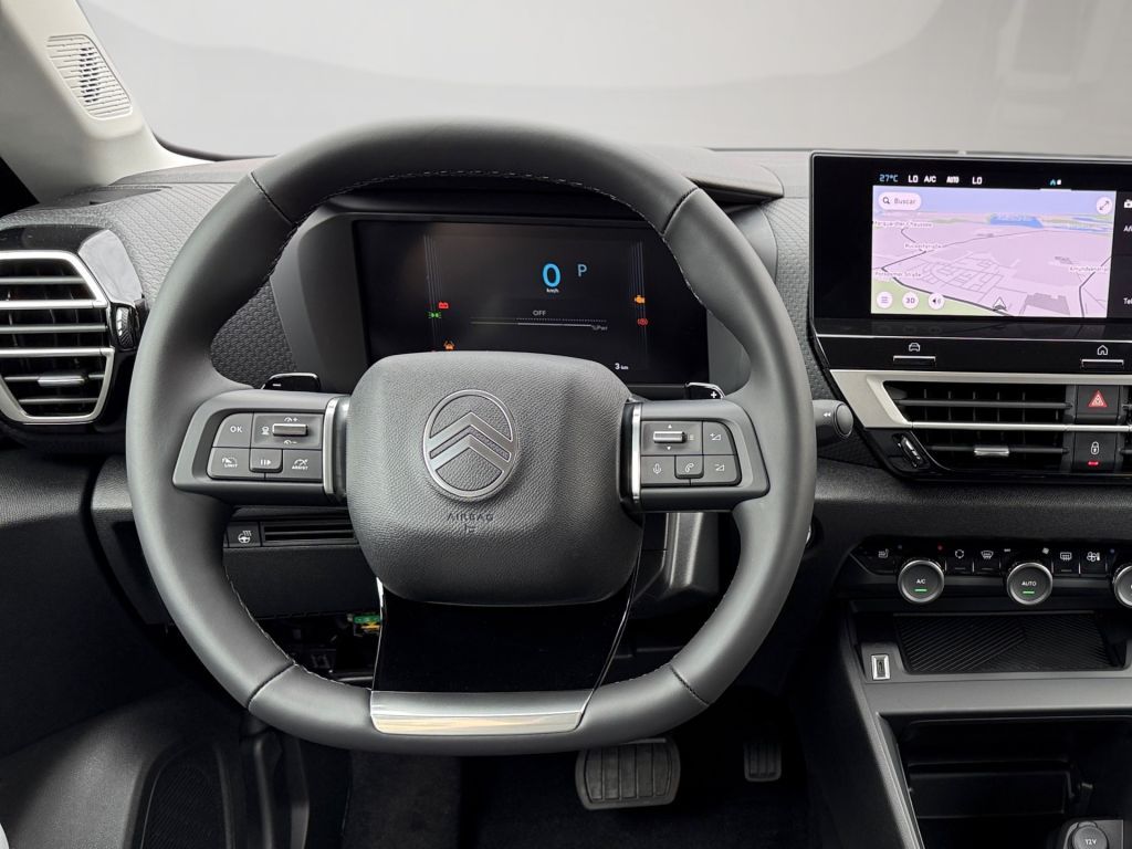 Fahrzeugabbildung Citroën C4 Hybrid 145 MAX + Winter Paket