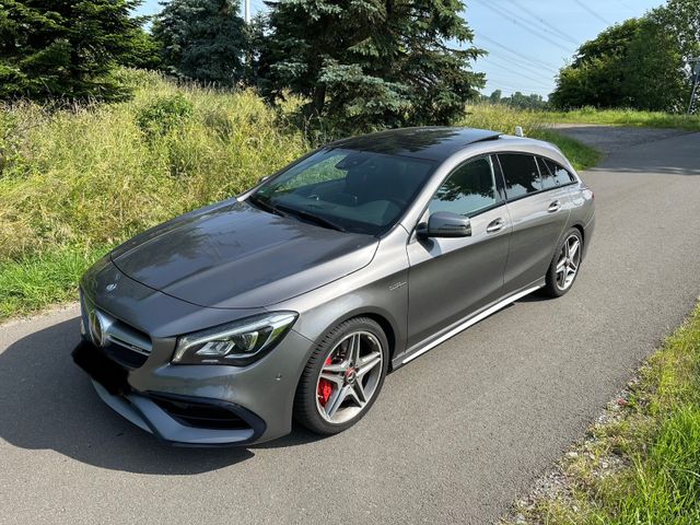 MERCEDES-BENZ CLA 45 AMG Shooting Brake