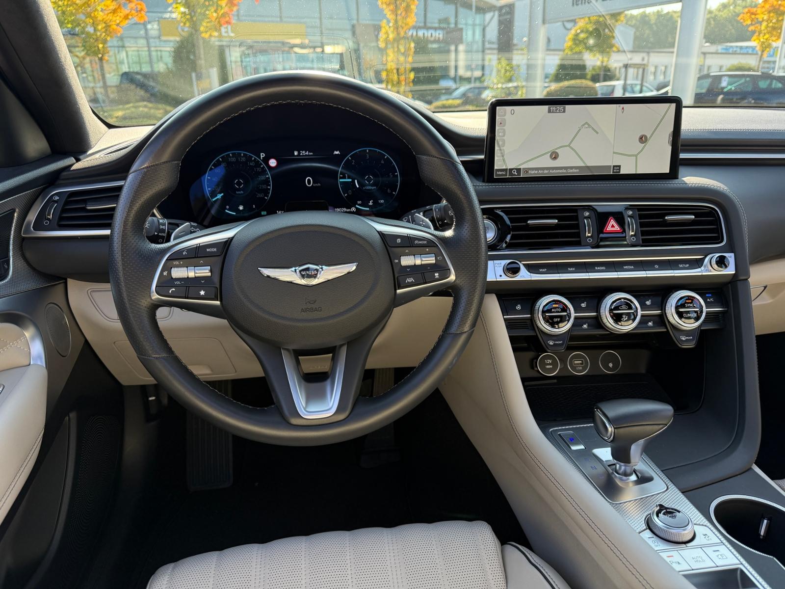 Genesis G70  SB  Luxury AWD PANO 360° HUD -HELLES LEDER-