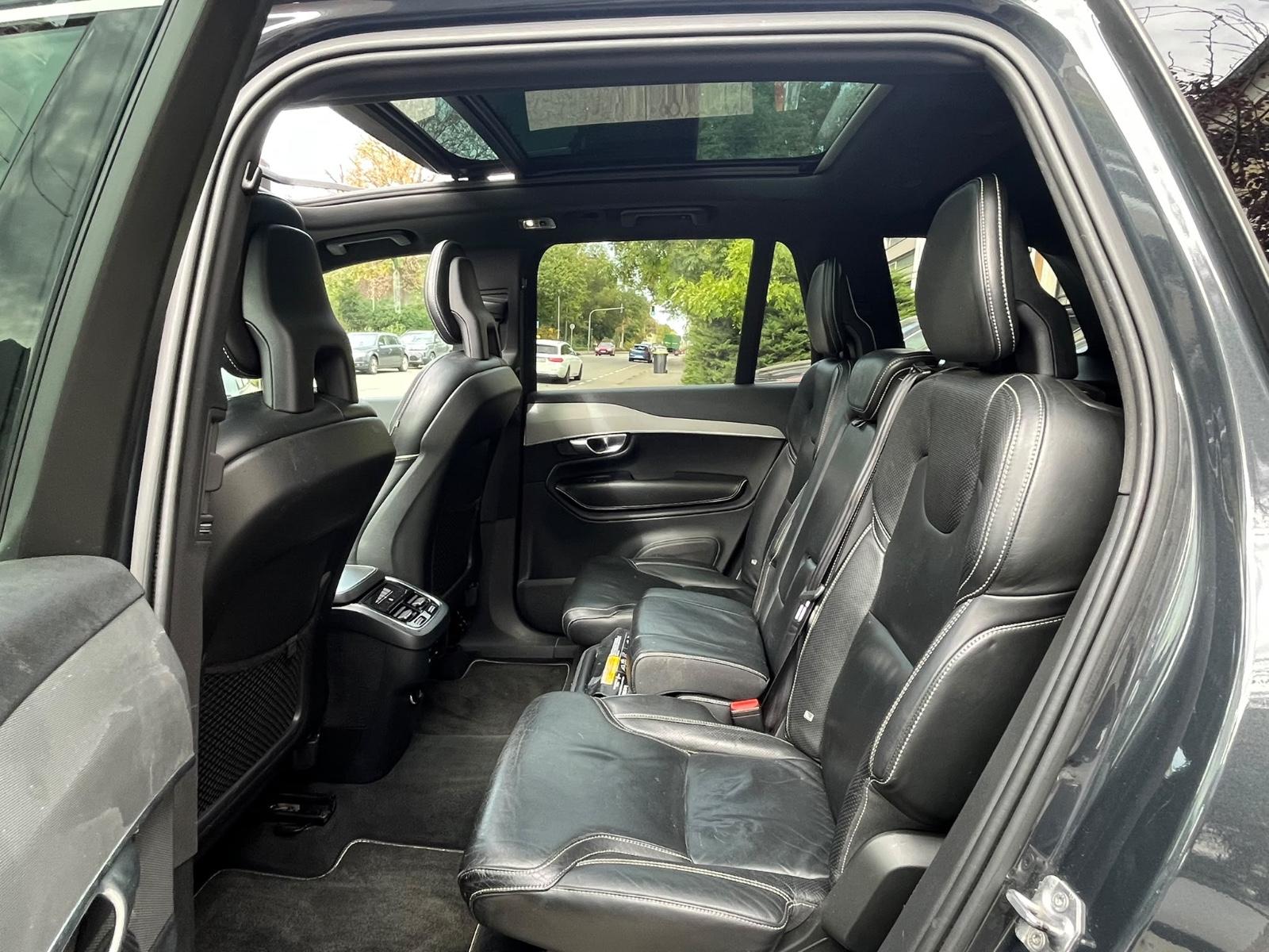 Volvo XC90 R Design AWD 7.Sitze Panorama, Leder
