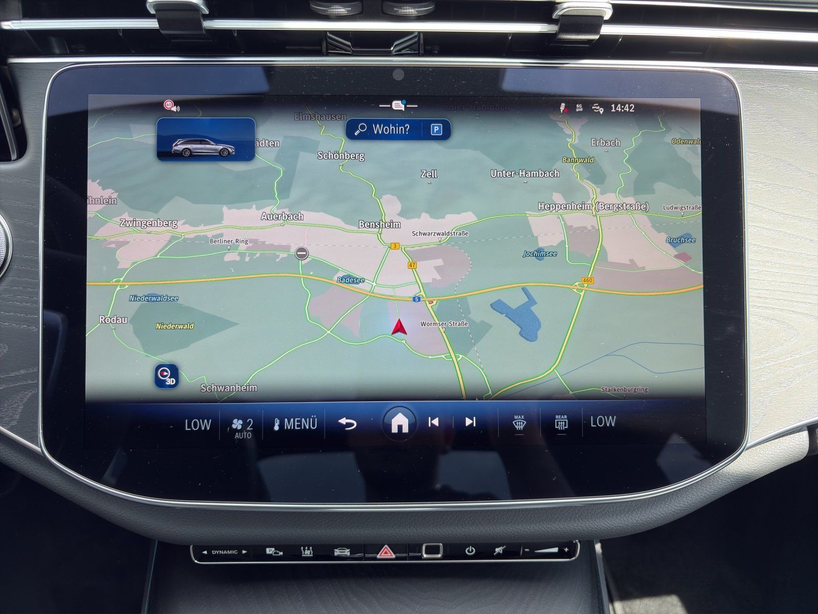 Fahrzeugabbildung Mercedes-Benz E 450 d 4M AMG Head Up Airm Distr Digi Burm AHK