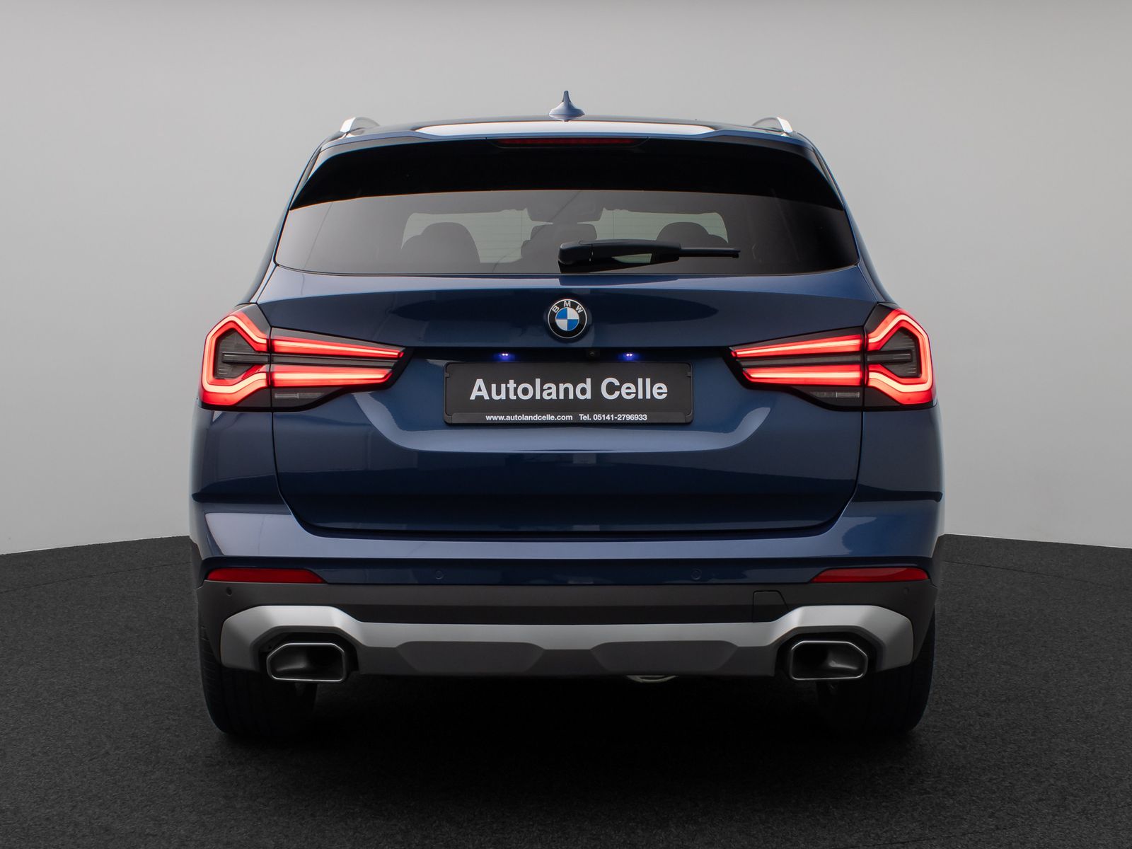 Fahrzeugabbildung BMW X3 xD20i Panorama Kamera HUD AHK Komfort Sport
