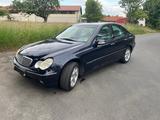 Mercedes-Benz C 240 ELEGANCE Elegance - Mercedes-Benz C 240 in Frankfurt (Main)
