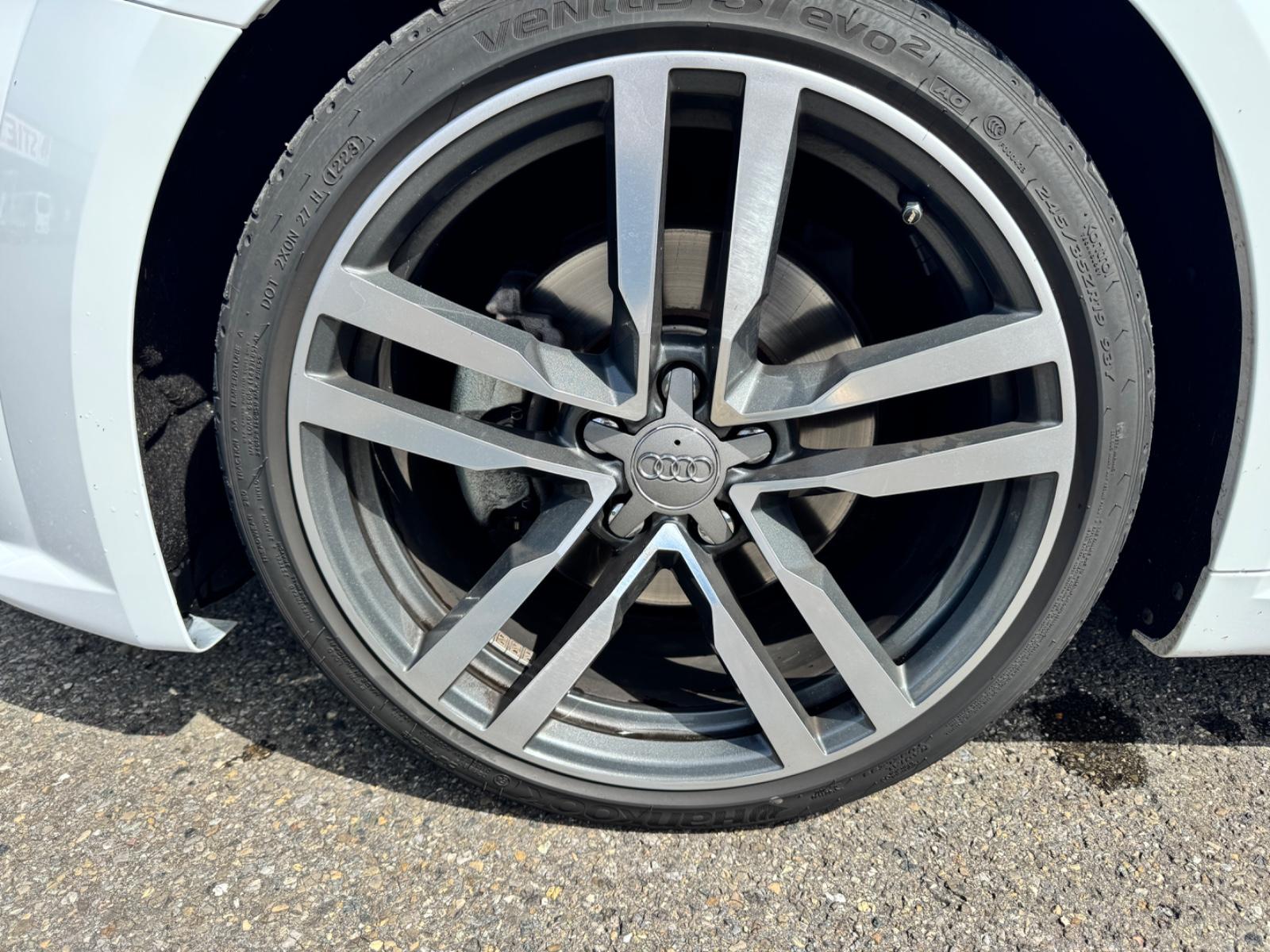 Audi TT 40 TFSI S tronic Roadster -