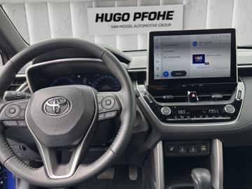 Toyota Corolla Cross - 12