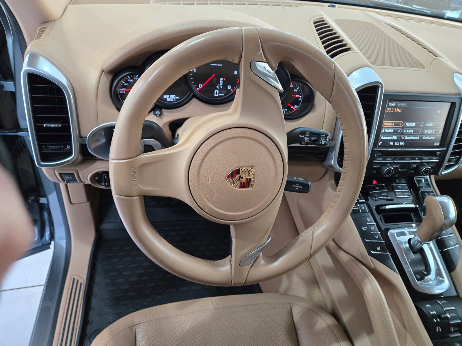 Fahrzeugabbildung Porsche Cayenne Diesel