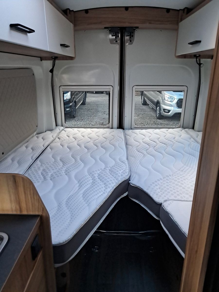 Fahrzeugabbildung Karmann Dexter 4x4 DE 570 AW Rückfahrkamera, Tageszul.