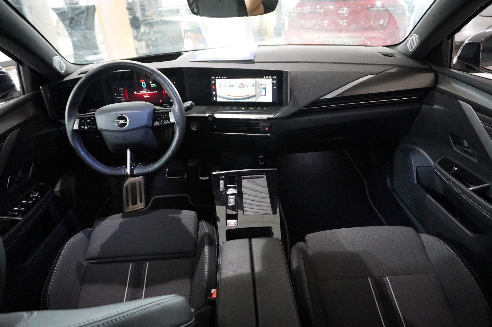 Fahrzeugabbildung Opel Astra L Lim. 1.6 HYBRID GS SPORT NAVI/360°/SPORT