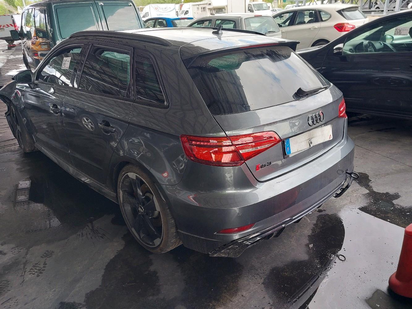 Audi RS3 (8V) SPORTBACK 2.5 TFSI 40