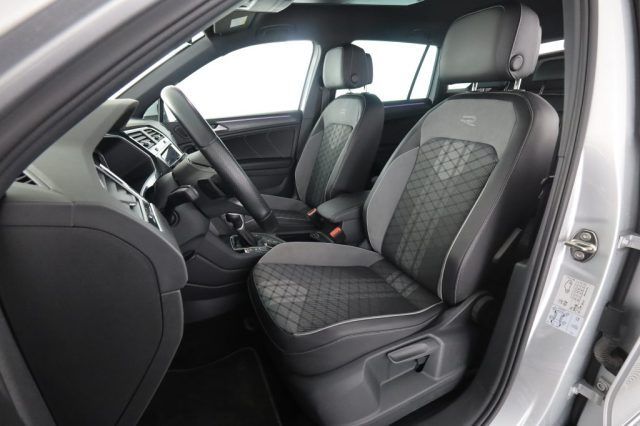Volkswagen VOLKSWAGEN Tiguan Tiguan 2.0 TDI 150CV SCR DSG R imagem 2