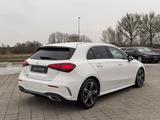 Mercedes-Benz A 180 AMG Line Advanced Pano RüCam - Mercedes-Benz A 180 mit Panoramadach