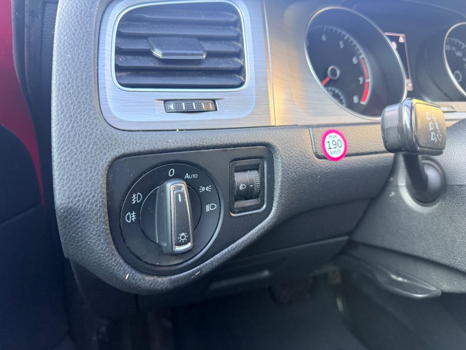 Volkswagen Golf 2015 — photo 23