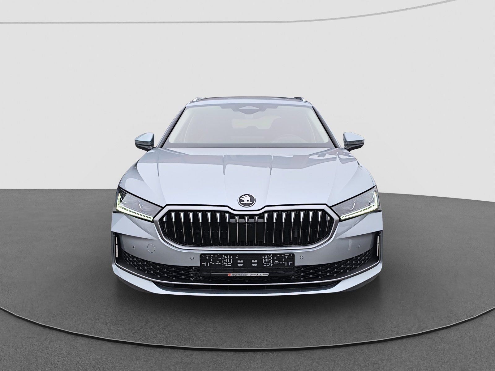 Skoda Superb Combi 2.0 TDI DSG Selection eHECK ACC PDC imagem 3