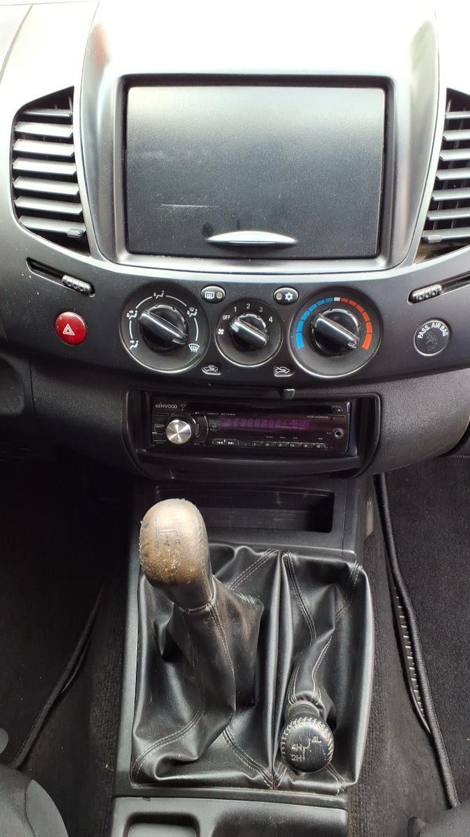 MITSUBISHI L200 - X-TRA CAB - ATTELAGE - 136 CV - BVM