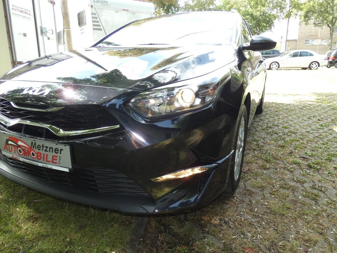 Kia cee'd SW 1.5 T-GDI Kamera LM PDC LED Klima SHZ