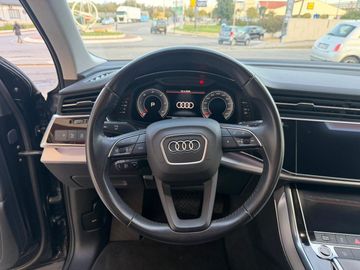 Audi Q7 - 9