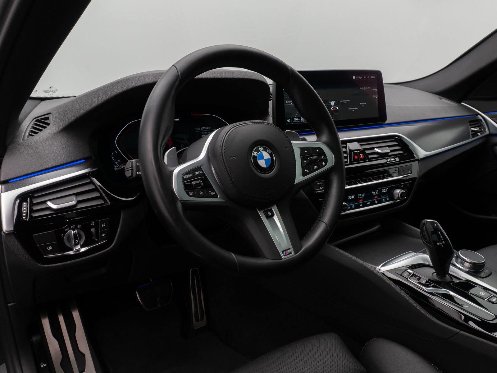 Fahrzeugabbildung BMW 540d xD M Sport DAB HUD HiFi Laser AHK Panorama