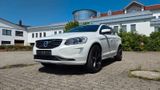 Volvo XC 60 Momentum AWD Xenon Navi 8fach bereift - Volvo XC60 mit Diesel-Antrieb: Geländewagen