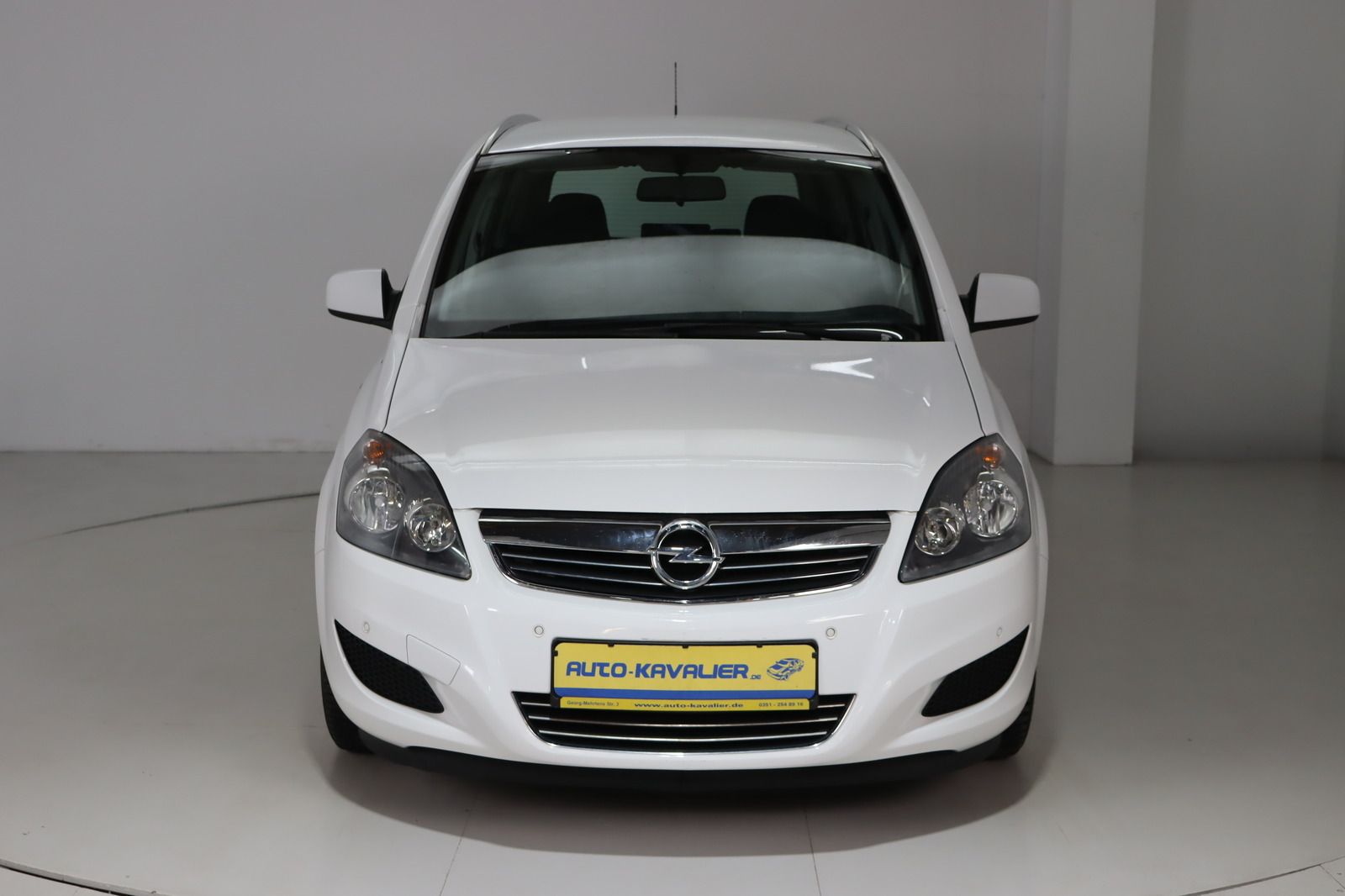 Fahrzeugabbildung Opel Zafira 1.8 * 7-Sitzer * PDC * 8-fach