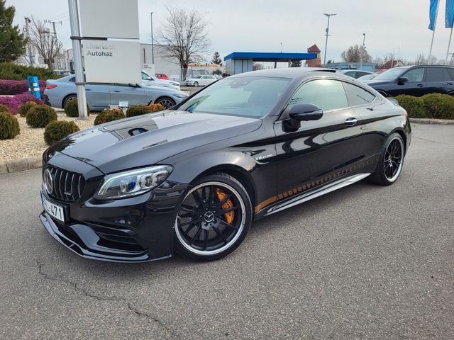 Mercedes-Benz C 63 AMG