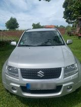 Suzuki Grand Vitara  1.9 - Suzuki Grand Vitara aus 2011