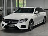 Mercedes-Benz E 220d T AMG Line S-DACH AHK LED+NAVI+PDC&KAM+++ - Mercedes-Benz E 220 Gebrauchtwagen in Stuttgart