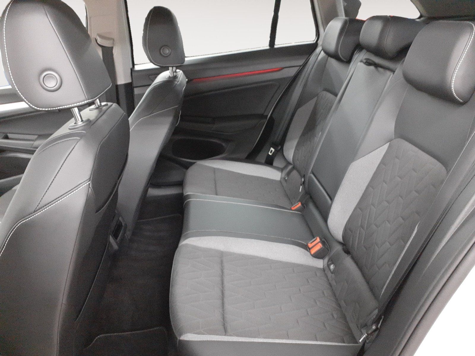 Volkswagen Golf - Bild 9