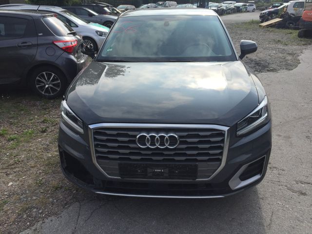 Audi Q2  1,6   sport