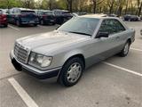 Mercedes-Benz 230CE*Automatik*Schiebedach*Scheckheft*2.Hd* - Mercedes-Benz 230 Gebrauchtwagen in München