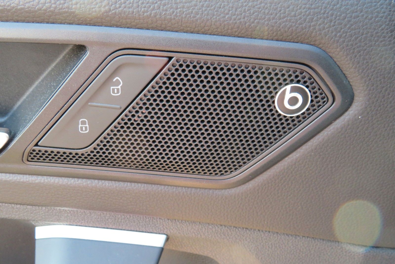 Fahrzeugabbildung SEAT Tarraco Xcellence PANO 7S ACC NAVI LEDER  LED