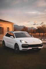 Porsche Cayenne Turbo · Approved 06/26 · Top