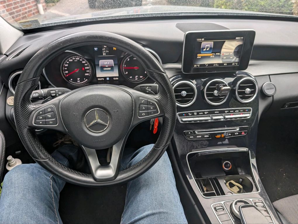 Image of Mercedes-Benz C 220