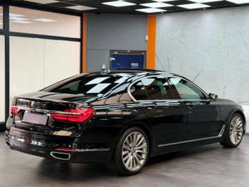 BMW 730 - 8