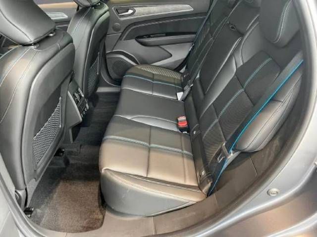 Fahrzeugabbildung Renault ARKANA Esprit Alpine Mild Hybrid 140 EDC