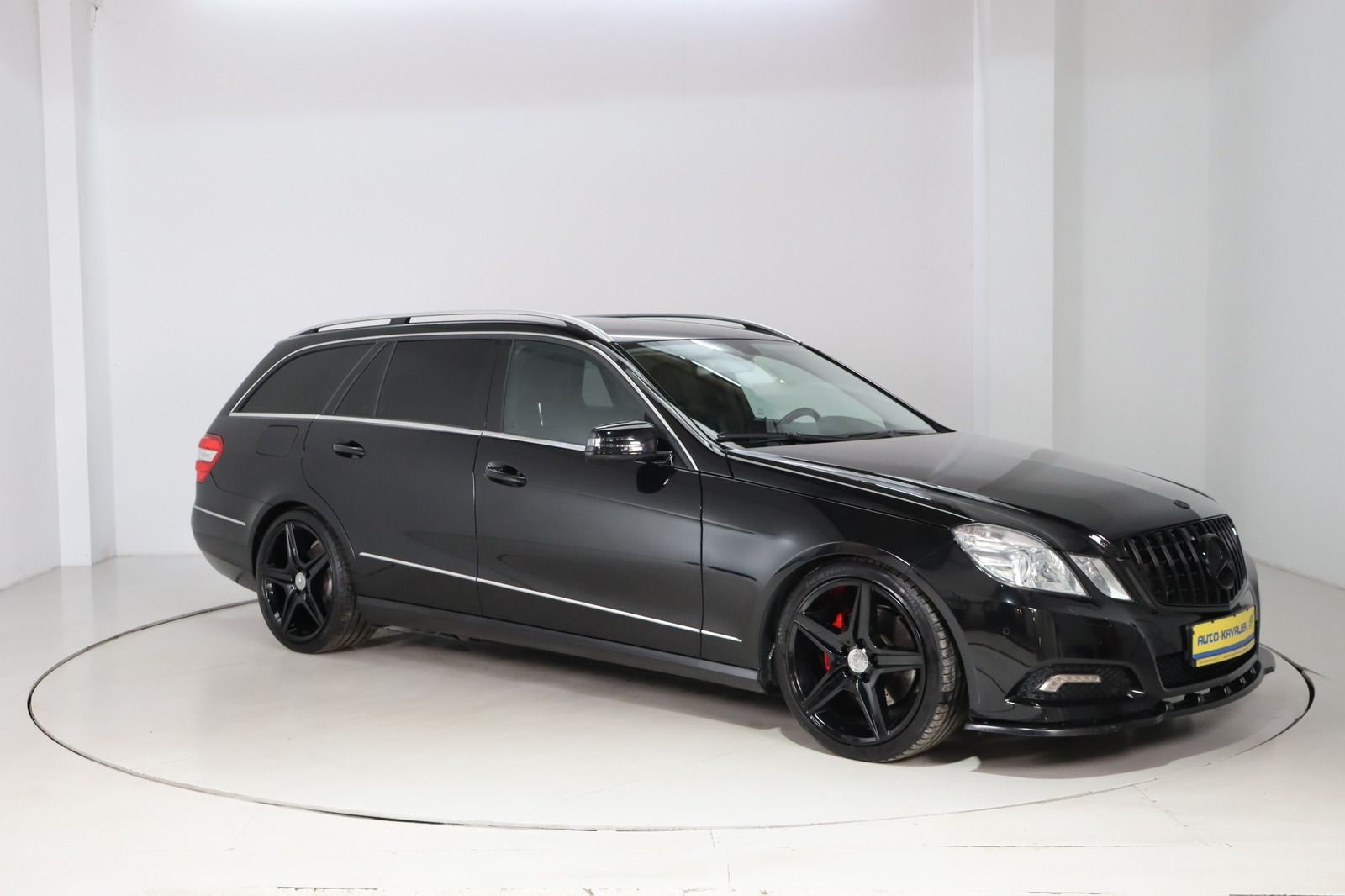 Fahrzeugabbildung Mercedes-Benz E 350 CGI T BlueEFFICIENCY * Navi * Sitzhzg. *