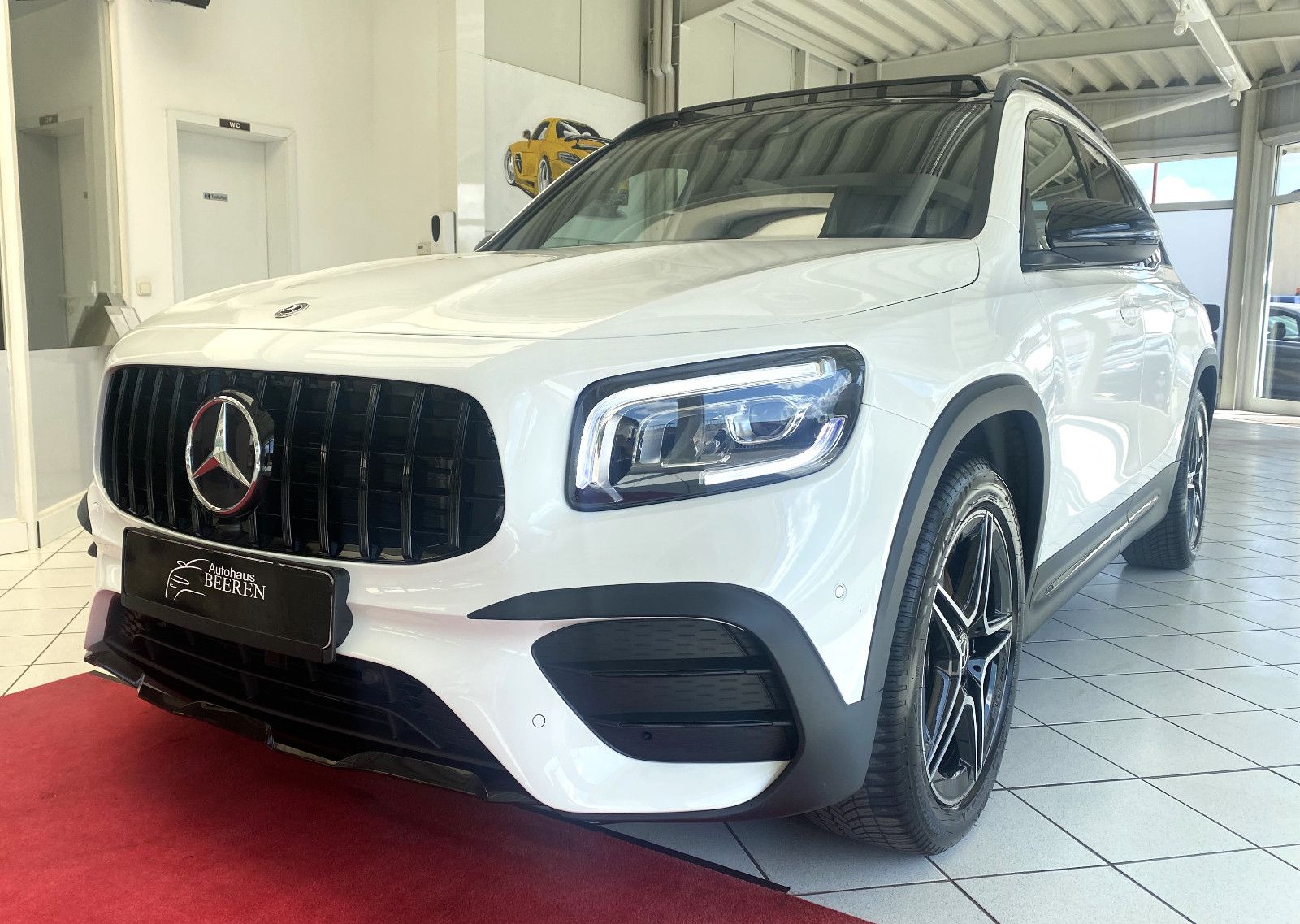 MERCEDES-BENZ GLB 200 4M 2.Hd AMG Line Pano LED Kam Nightpaket