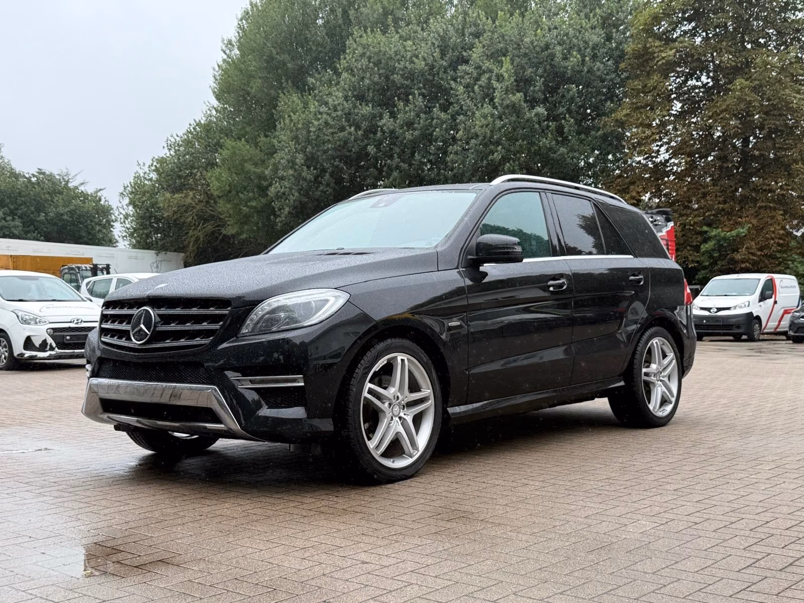 Mercedes-Benz ML 350 CDI BlueTec 4M AMG/PANO/MEMORY/STANDH/21"