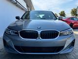 BMW 318i Limousine AHK/AdaptLED/KomfZug/DrivAssi/RFK - BMW 318: Limousine