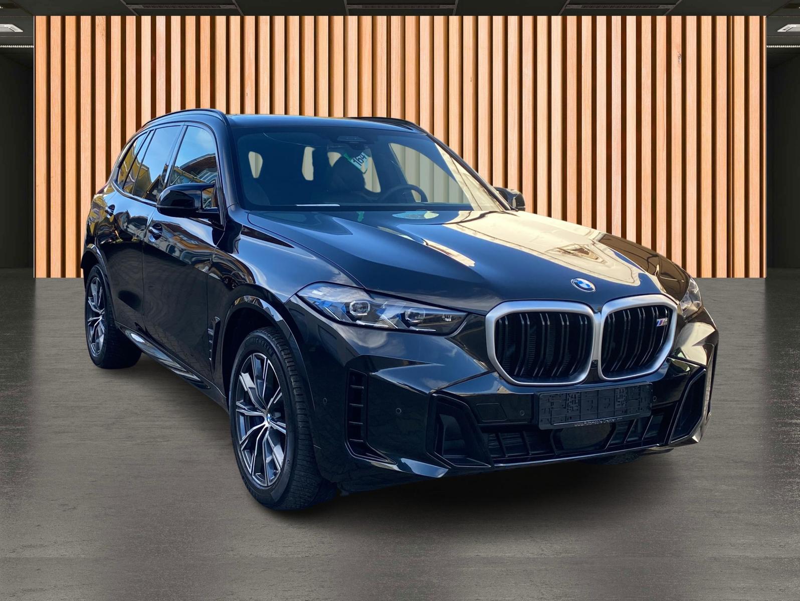 BMW X5 M60 i xDrive*NP 144.000€*SkyLounge